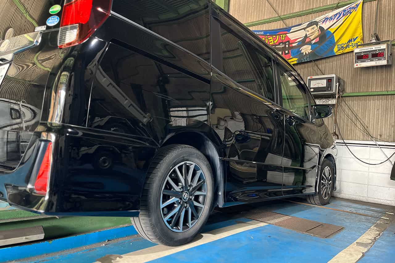 車検の様子
